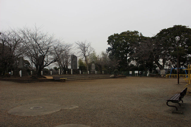 伊勢山公園